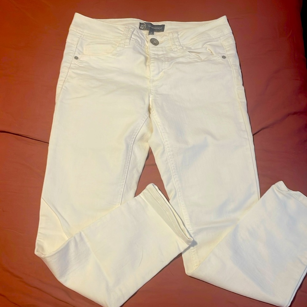 White straight jeans